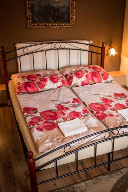 Privat Milan Hotel Hrabušice Eksteriør billede
