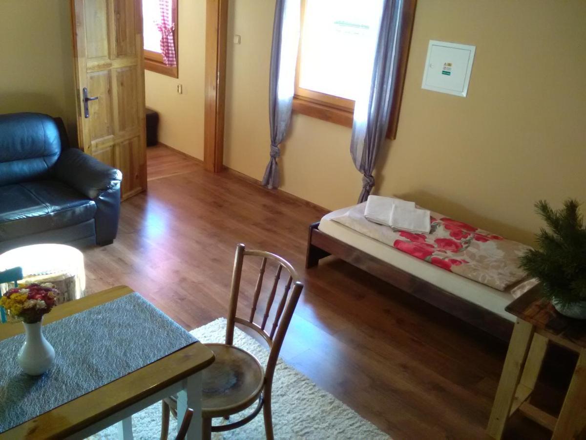 Privat Milan Hotel Hrabušice Eksteriør billede